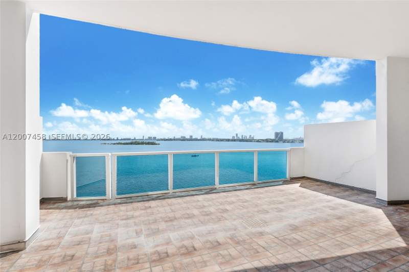 1 bedroom Condominium at 725 NE 22nd St 7B, New Wave Condo, Miami — photo 3