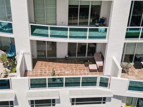 725 NE 22nd St 7B, Miami FL - photo 7 of 28
