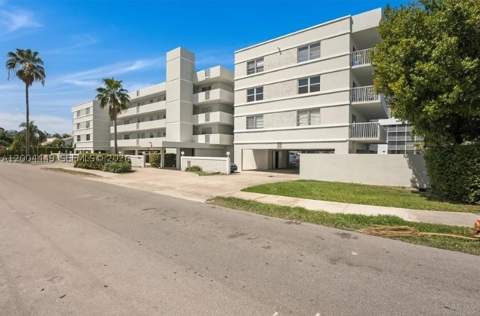 3527 NE 168th St 409, North Miami Beach FL - photo 8 of 9