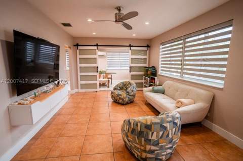 4210 W 6th Ave, Hialeah FL - photo 6 of 31