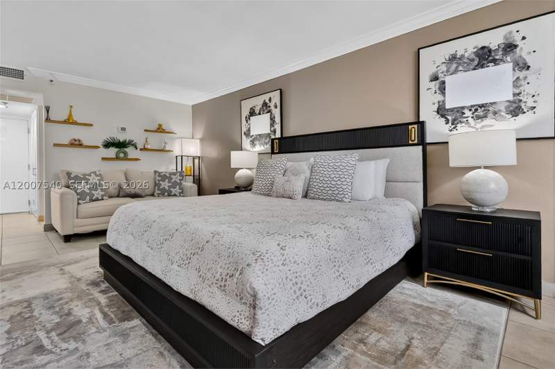 0 bedroom Condominium at 19201 Collins Ave 1123, The Aventura Beach Club C, Sunny Isles Beach — photo 4