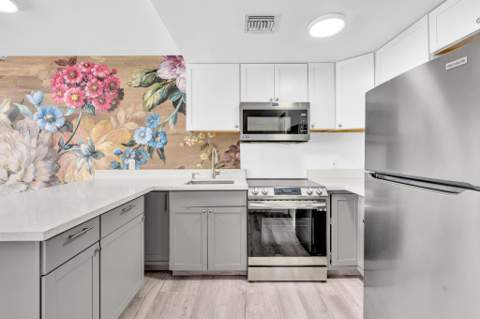 1460 Ocean Drive 205, Miami Beach FL - photo 16 of 64