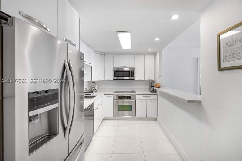 1 bedroom Condominium at 19370 Collins Ave 1612, Ocean Reserve Condo, Sunny Isles Beach — photo 4