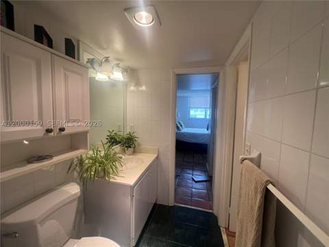 345 Ocean Dr 303, Miami Beach FL - photo 17 of 24