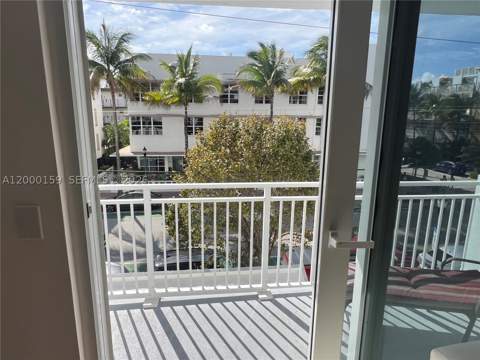 345 Ocean Dr 303, Miami Beach FL - photo 7 of 24