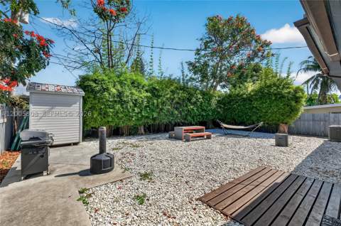 541 NW 109th St, Miami FL - photo 15 of 21