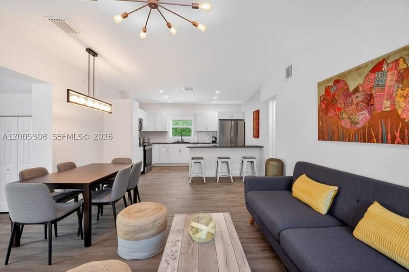 3 bedroom SingleFamilyResidence at 541 NW 109th St, West Miami Shores Sec D, Miami — photo 2