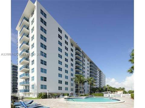 7501 E Treasure Dr 8C, North Bay Village FL - photo 12 of 16