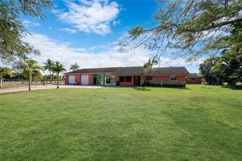 4 bedroom SingleFamilyResidence at 20000 SW 216th St, Redland, Miami — photo 3