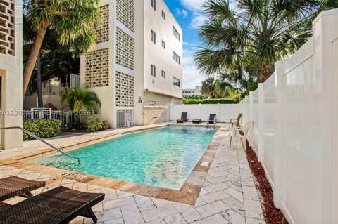 10001 W Bay Harbor Dr 208, Bay Harbor Islands FL - photo 12 of 15