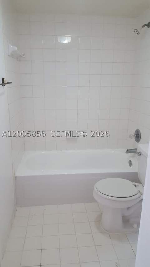 19701 SW 114th Ave 266, Miami FL - photo 19 of 32
