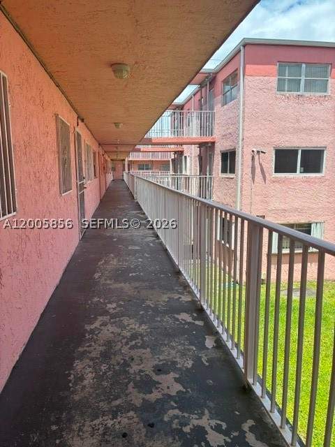 19701 SW 114th Ave 266, Miami FL - photo 23 of 32
