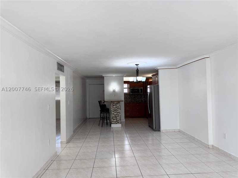 2 bedroom Condominium at 1850 W 56th St 2404, Palm-East Gardens Condo, Hialeah — photo 3