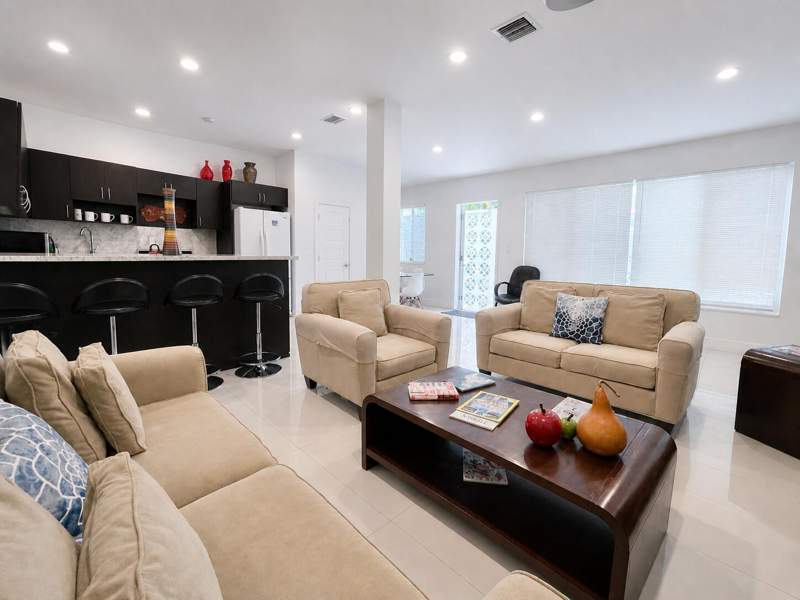 7 bedroom SingleFamilyResidence at 88 NE 154th Street, Bisc Gardens Sec A, North Miami Beach — photo 5