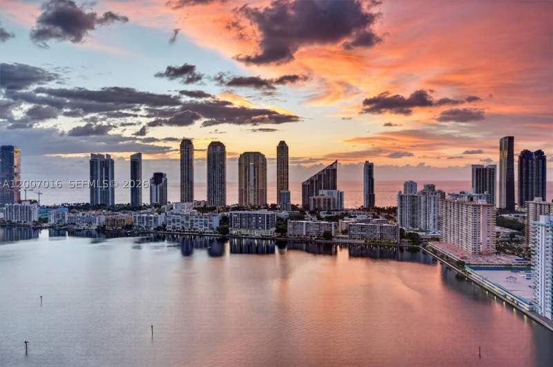 5 bedroom Condominium at 2600 Island Blvd Ph-1, 2600 Isl Blvd Williams, Aventura — photo 4
