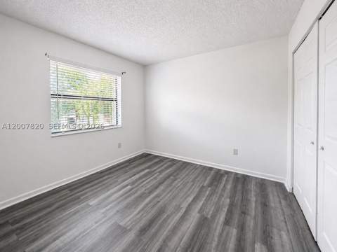 9730 Hammocks Blvd 201-28, Miami FL - photo 15 of 24