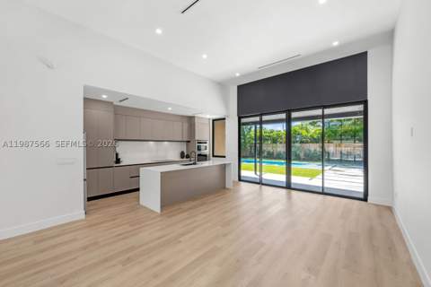 412 NW 47th St, Miami FL - photo 11 of 50