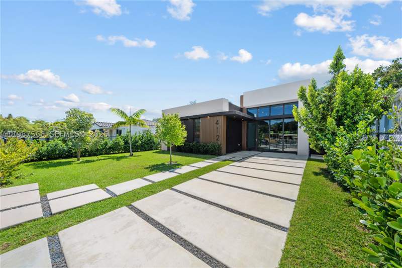 5 bedroom SingleFamilyResidence at 412 NW 47th St, Buena Vista Heights Exten, Miami — photo 2