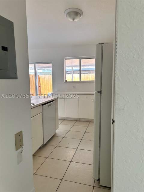 18388 NW 75th Psge 2603, Hialeah FL - photo 13 of 31
