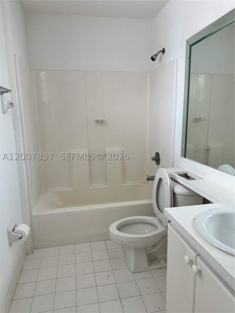 18388 NW 75th Psge 2603, Hialeah FL - photo 21 of 31