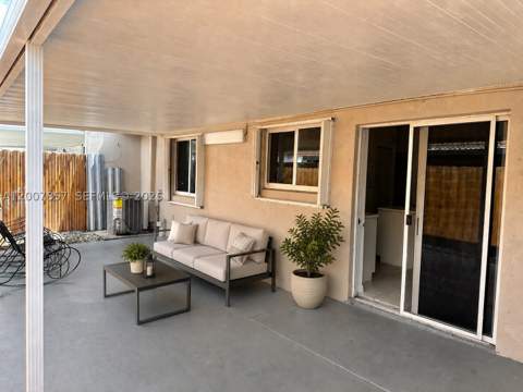 18388 NW 75th Psge 2603, Hialeah FL - photo 6 of 31