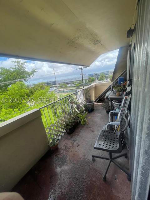 680 Miller Dr W401, Miami Springs FL - photo 13 of 24