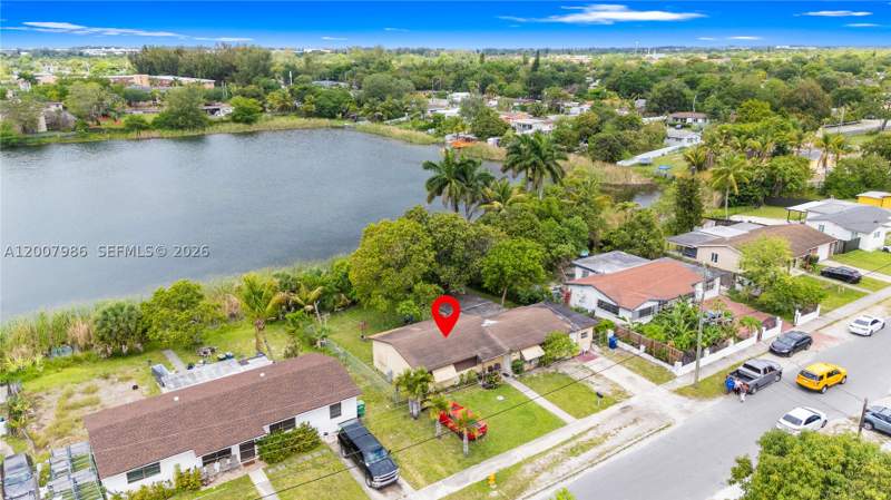 3 bedroom SingleFamilyResidence at 10920 NW 12th Ct, Silver Blue Lake Estates, Miami — photo 4