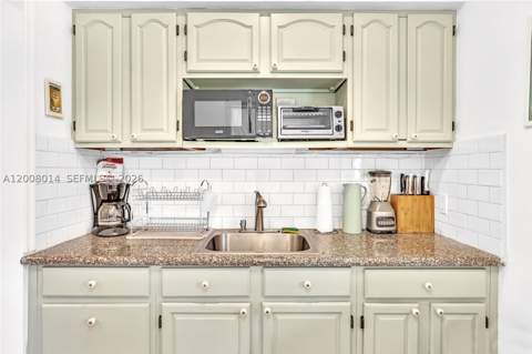 1220 NE 128th St, North Miami FL - photo 9 of 40