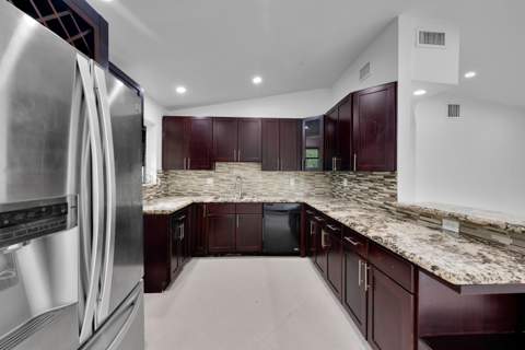 17551 NE 5th Avenue, North Miami Beach FL - photo 16 of 29