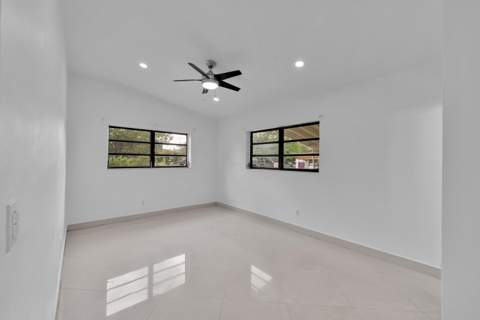 17551 NE 5th Avenue, North Miami Beach FL - photo 21 of 29
