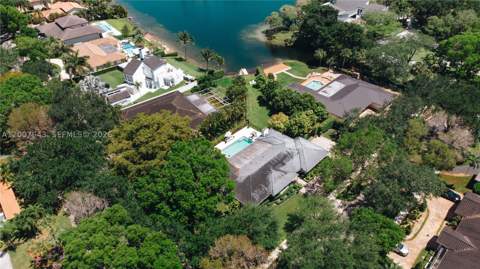 16241 W Troon Cir, Miami Lakes FL - photo 11 of 75