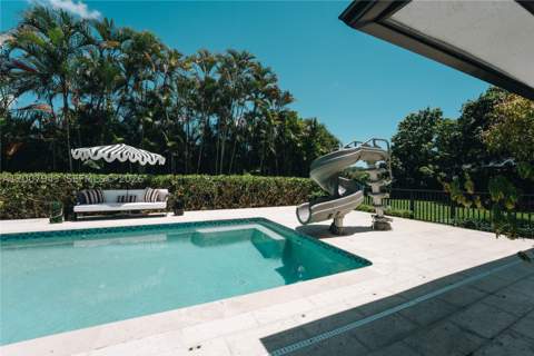 16241 W Troon Cir, Miami Lakes FL - photo 16 of 75