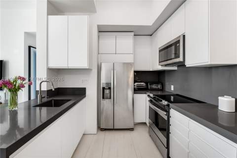 1723 SW 2nd Ave Ph2, Miami FL - photo 6 of 18