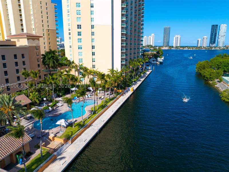 2 bedroom Condominium at 3340 NE 190th St 403, Aventura Marina Condo Num, Aventura — photo 3
