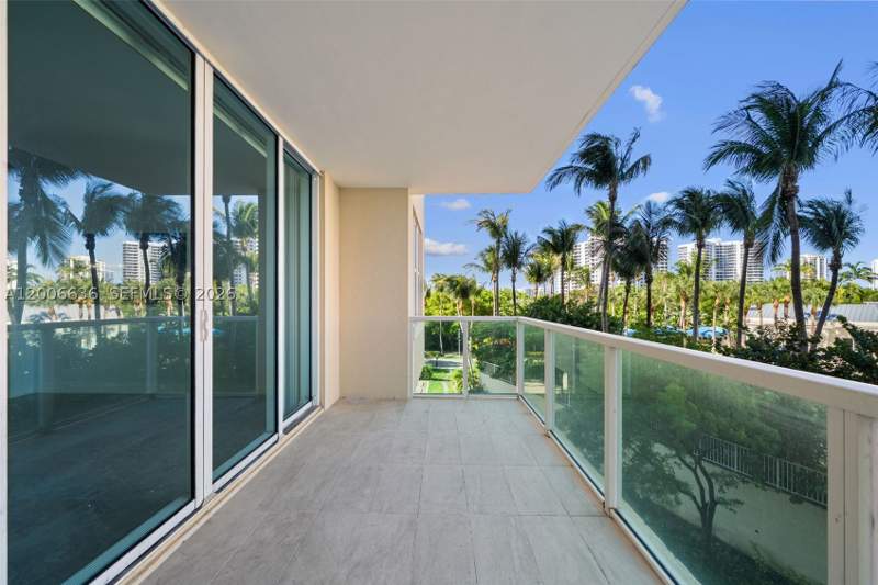 2 bedroom Condominium at 3340 NE 190th St 403, Aventura Marina Condo Num, Aventura — photo 4