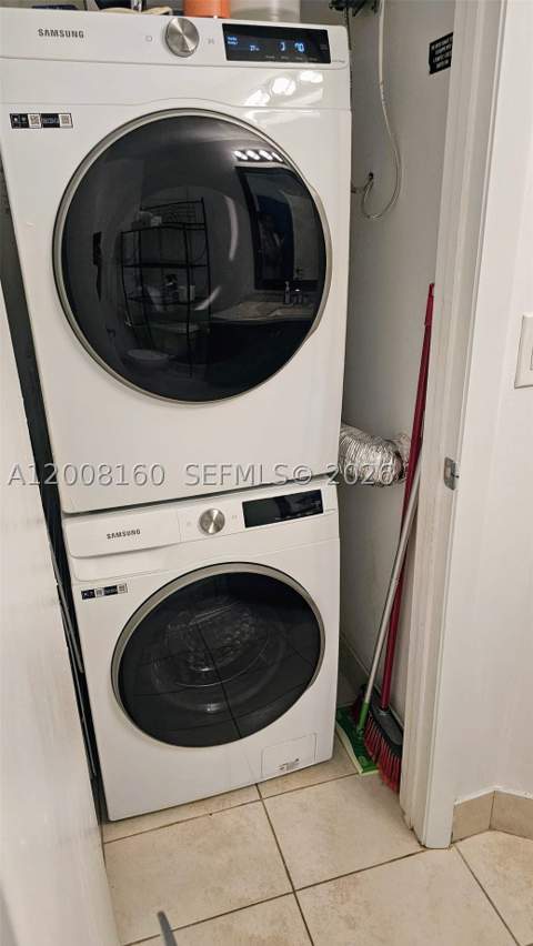 1900 N Bayshore Dr 4007, Miami FL - photo 11 of 29