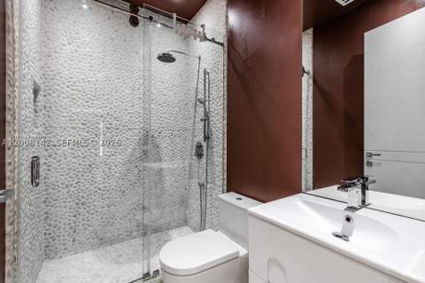 3949 194th Ln, Sunny Isles Beach FL - photo 16 of 40