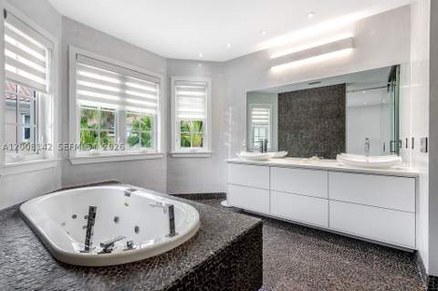 3949 194th Ln, Sunny Isles Beach FL - photo 21 of 40