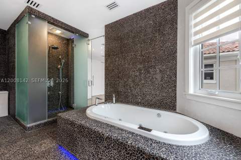 3949 194th Ln, Sunny Isles Beach FL - photo 23 of 40