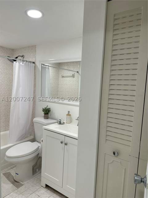 2100 Sans Souci Blvd B811, North Miami FL - photo 17 of 21
