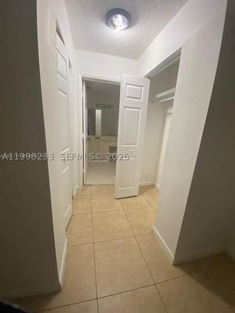 9761 NW 46th Ter 107, Doral FL - photo 6 of 11