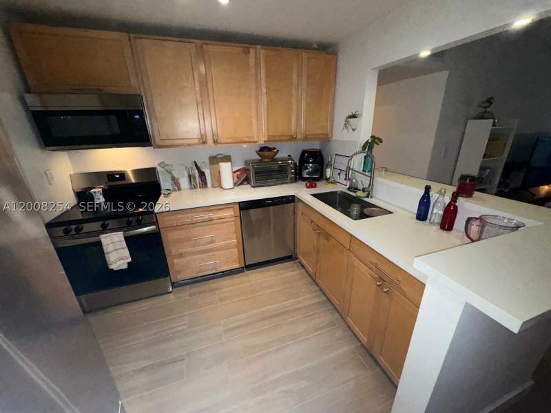 2 bedroom Condominium at 9020 NE 8th Ave 1D, Miami Shores Condo, Miami Shores — photo 4