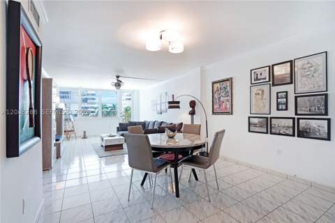245 18th St 605, Miami Beach FL - photo 10 of 18
