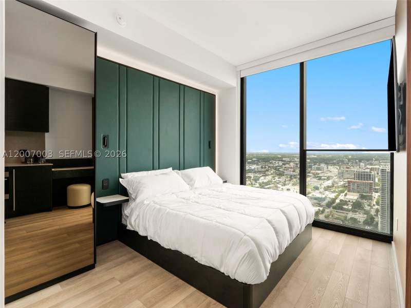 0 bedroom Condominium at 20 NE 11th St 4202, Eleven Hotel And Residence, Miami — photo 2