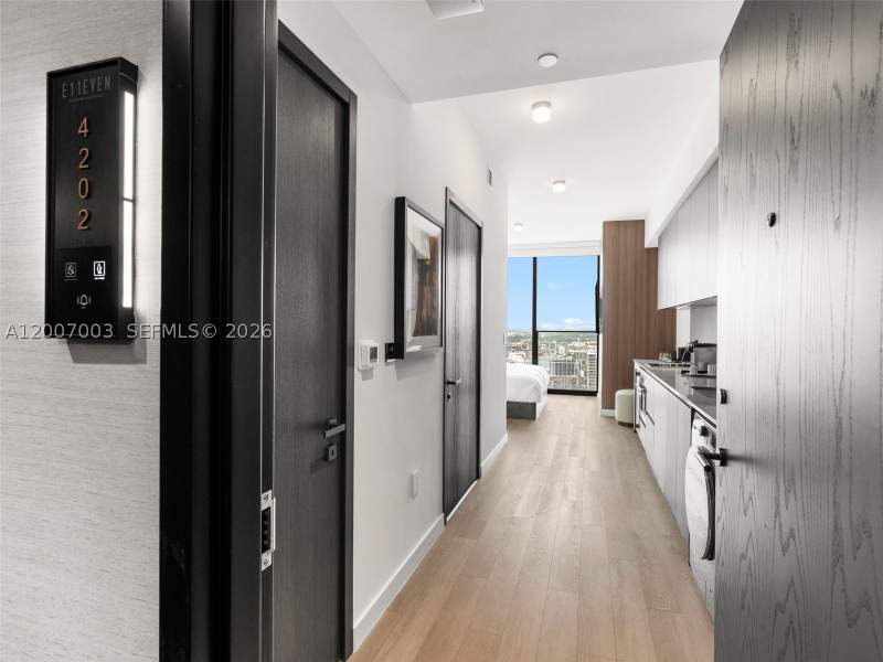 0 bedroom Condominium at 20 NE 11th St 4202, Eleven Hotel And Residence, Miami — photo 5