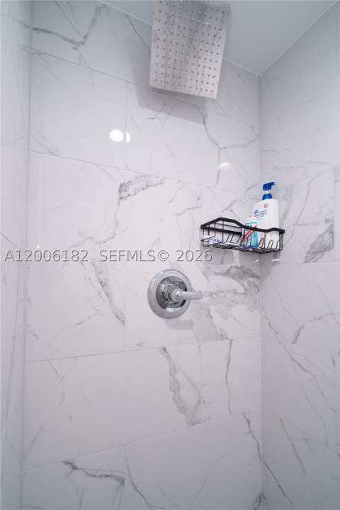 19707 Turnberry Way 18C, Aventura FL - photo 6 of 100