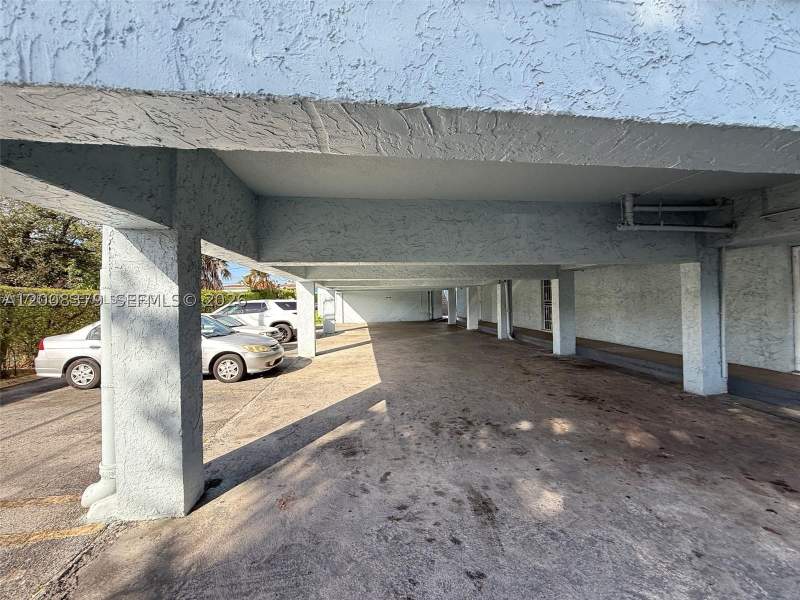 1 bedroom Condominium at 4370 NW 11th St 206, Las Palmas Condo, Miami — photo 3