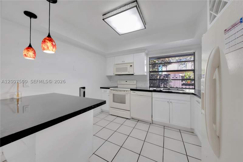 2 bedroom Condominium at 11435 SW 133rd Ct 64-4, Crossings Village Homes C, Miami — photo 5