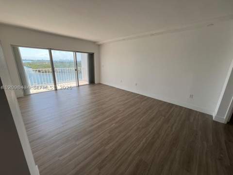 500 Bayview Dr 1120, Sunny Isles Beach FL - photo 13 of 45