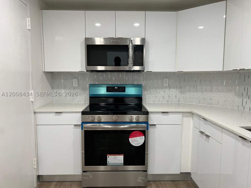 2 bedroom Condominium at 500 Bayview Dr 1120, Arlen House West Condo, Sunny Isles Beach — photo 5